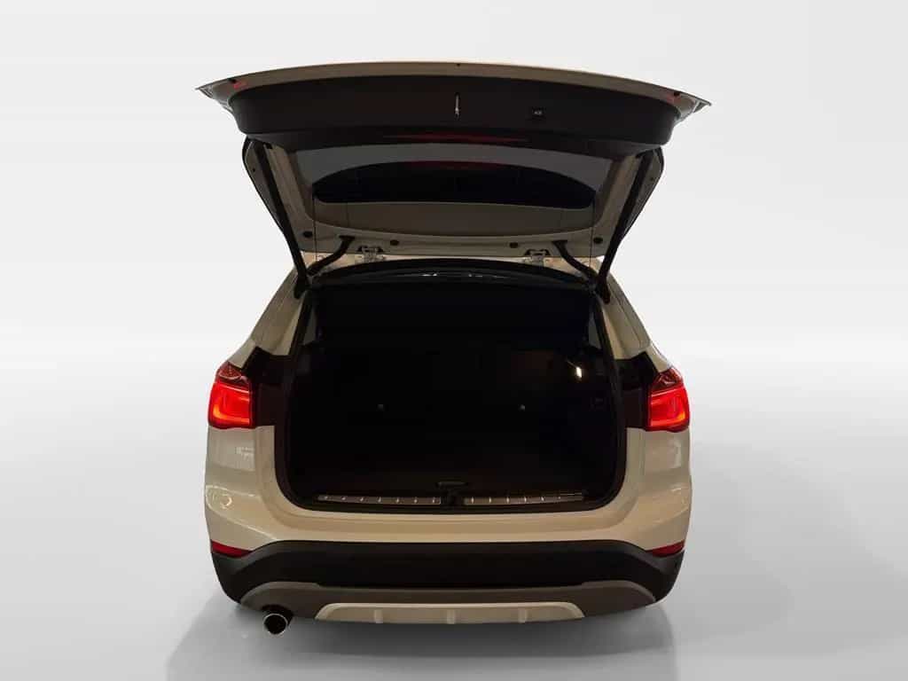 BMW X1 sDrive18i Aut Sport Line Navi+PDC+SHZ+LED+ 06/2019-photo-16