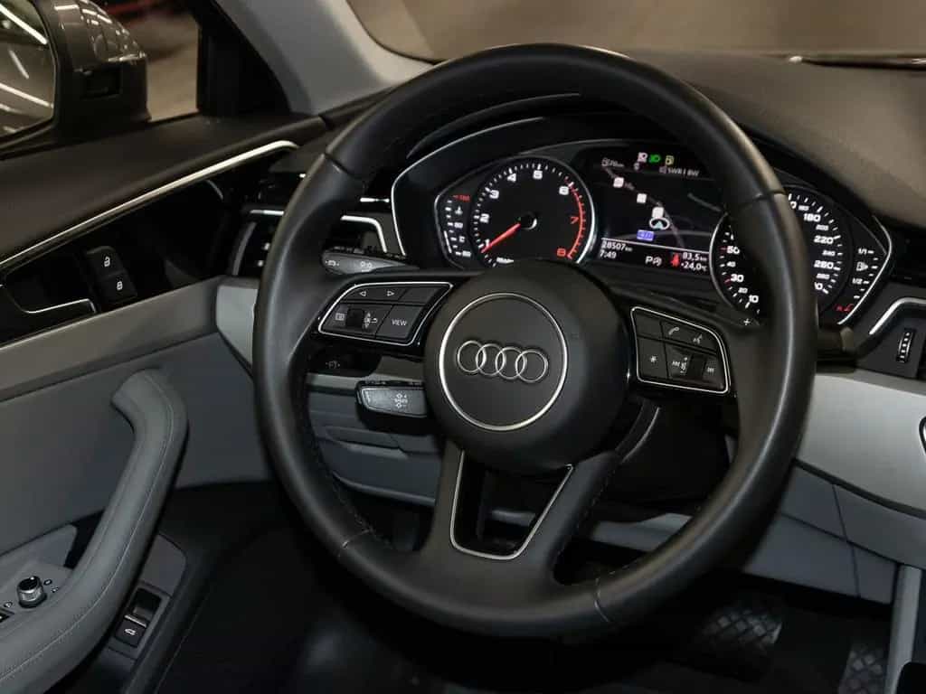 Audi A4 Limousine 35 TFSI Matrix Leder connect PDC+ 06/2022-photo-14