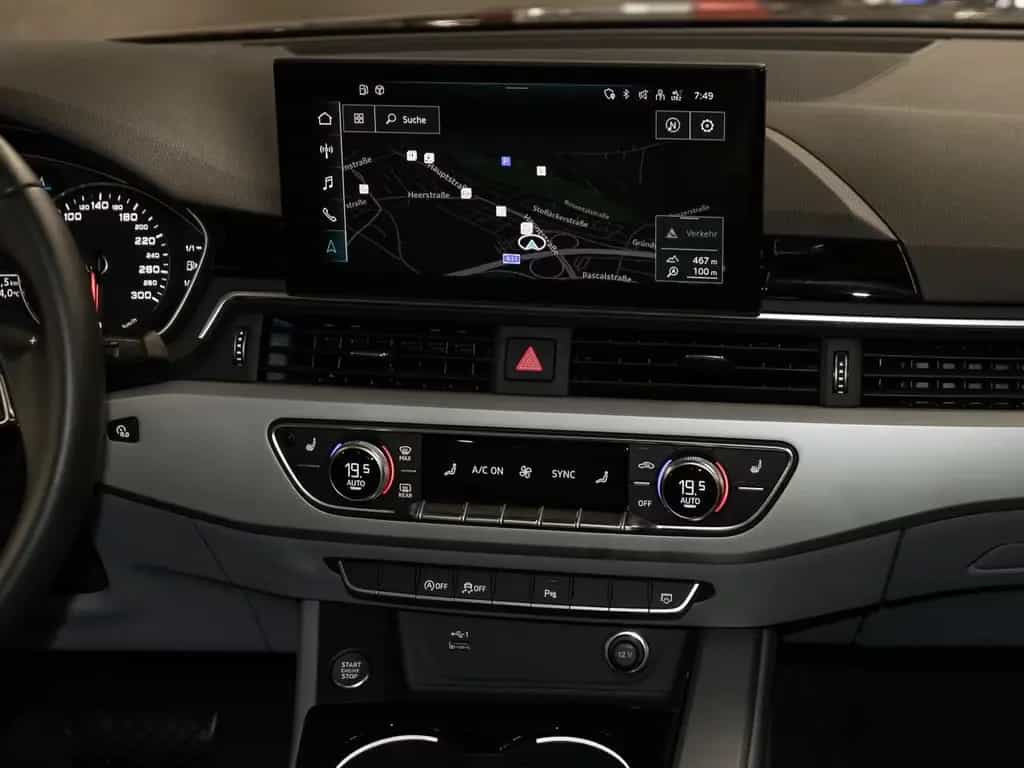 Audi A4 Limousine 35 TFSI Matrix Leder connect PDC+ 06/2022-photo-15