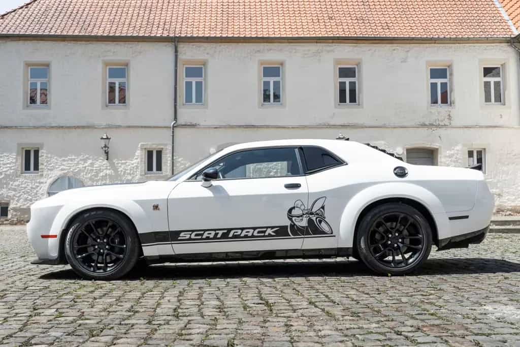 Dodge Challenger 6,4L SCAT WIDEBODY ALPINE KAM TOTW 05/2024-photo-29
