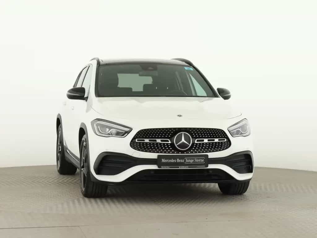 Mercedes-Benz GLA 200 *AMG*LED*PDC*Kam*Panorama*Night*Keyless* 04/2021-photo-2