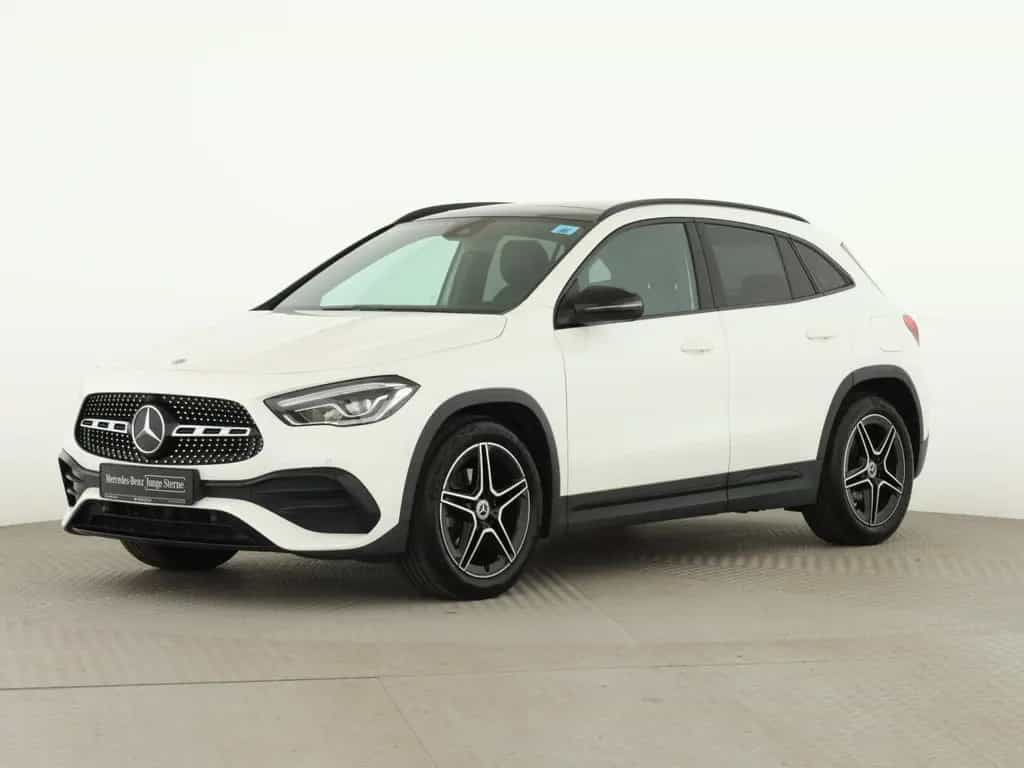 Mercedes-Benz GLA 200 *AMG*LED*PDC*Kam*Panorama*Night*Keyless* 04/2021-photo-4