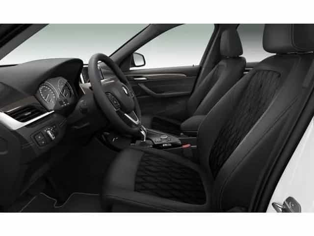 BMW X1 sDrive18i xLine Klimaaut. AHK PDC HIFI 12/2021-photo-2