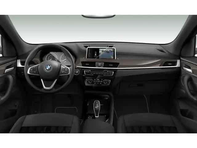 BMW X1 sDrive18i xLine Klimaaut. AHK PDC HIFI 12/2021-photo-3