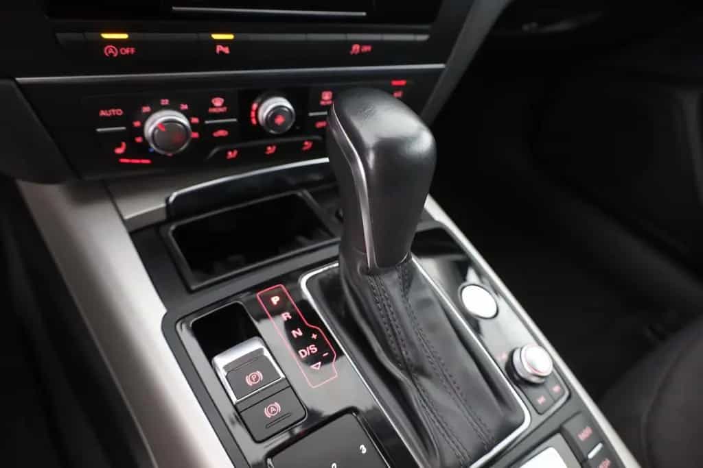 Audi A6 Avant 1.8 TFSI ultra Bi-Xenon Navi Tempomat 06/2018-photo-12