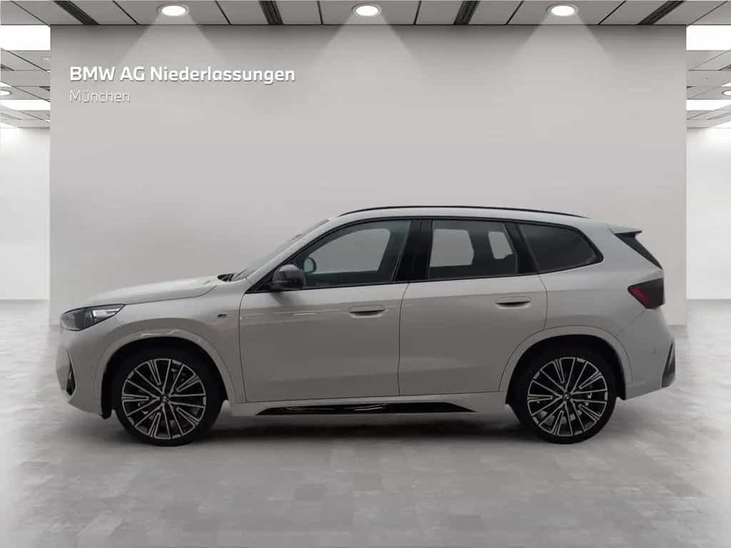 BMW X1 xDrive23i M Sport AHK Driv.Assist.Prof LED 06/2023-photo-1