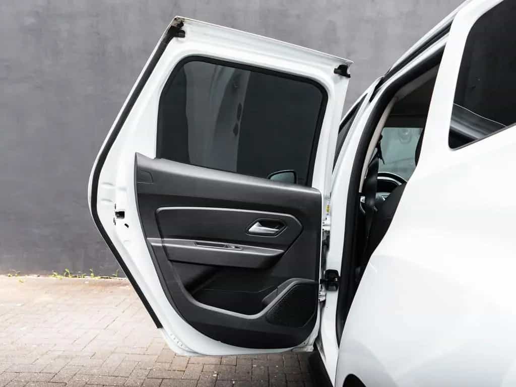 Dacia Duster II Prestige Automatik Leder 11/2022-photo-33