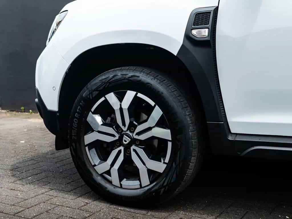Dacia Duster II Prestige Automatik Leder 11/2022-photo-39