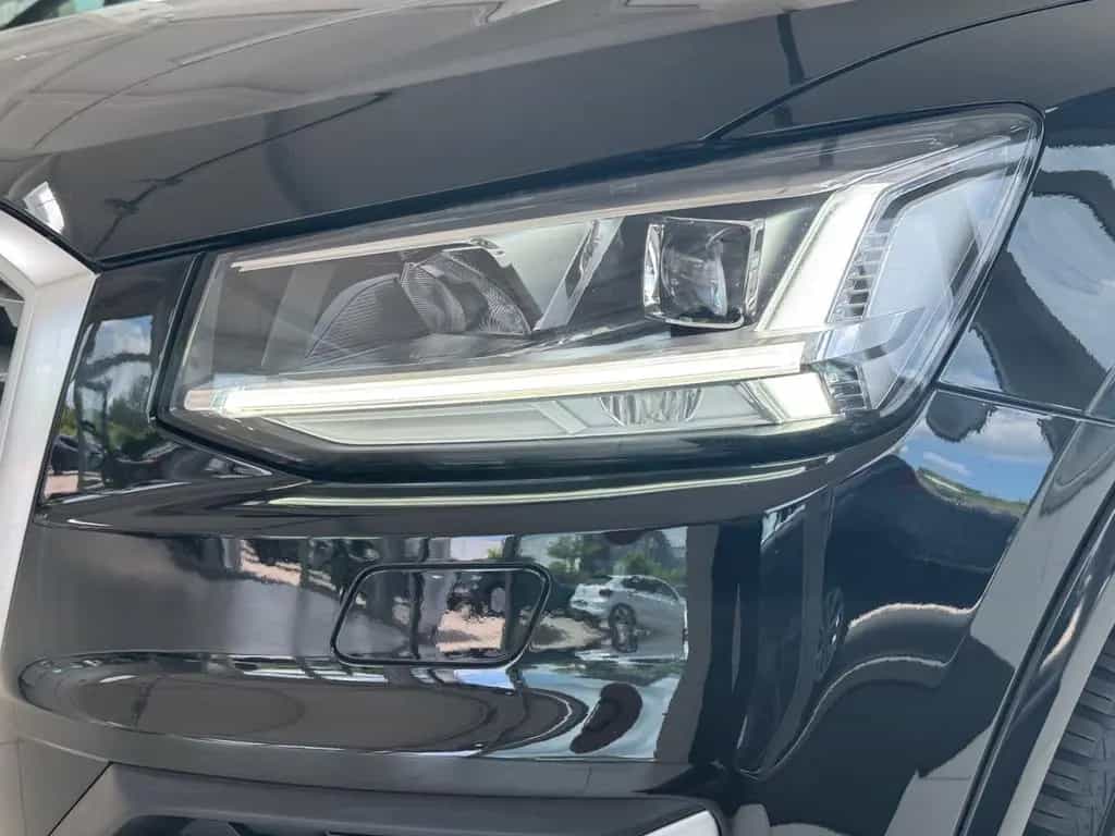 Audi Q2 40 TFSI quattro sport/S-Line/Automatik/Tüv 10/2019-photo-13