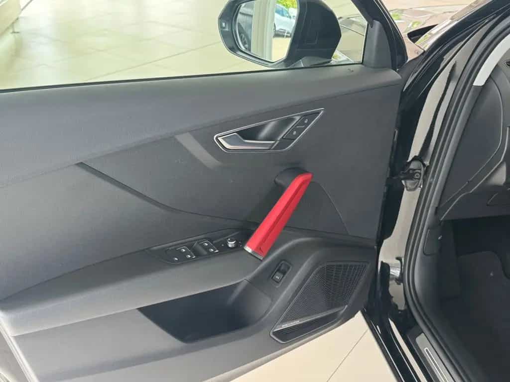 Audi Q2 40 TFSI quattro sport/S-Line/Automatik/Tüv 10/2019-photo-16