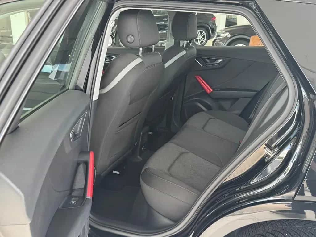 Audi Q2 40 TFSI quattro sport/S-Line/Automatik/Tüv 10/2019-photo-17