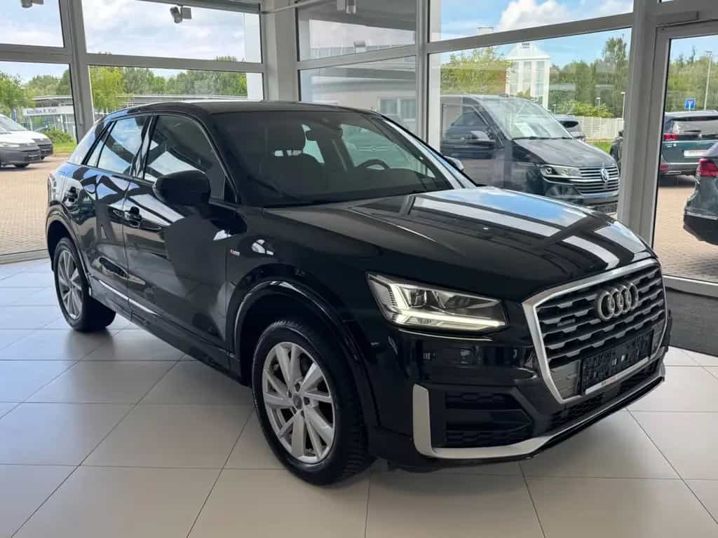 Audi Q2 40 TFSI quattro sport/S-Line/Automatik/Tüv 10/2019-photo-2