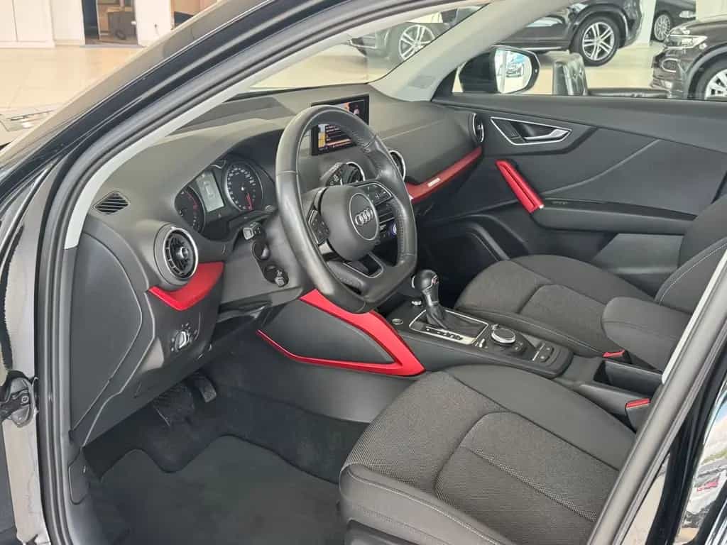 Audi Q2 40 TFSI quattro sport/S-Line/Automatik/Tüv 10/2019-photo-6