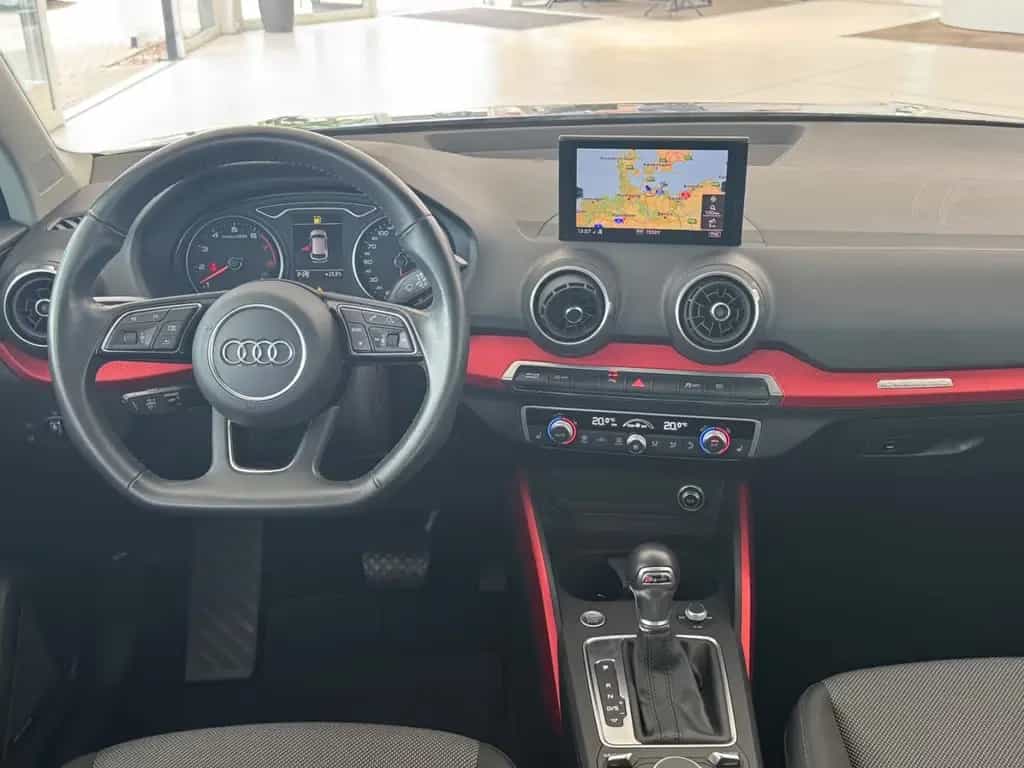 Audi Q2 40 TFSI quattro sport/S-Line/Automatik/Tüv 10/2019-photo-8