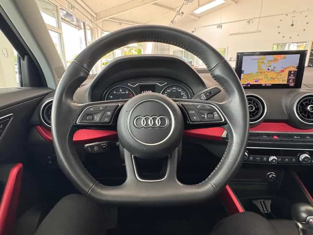Audi Q2 40 TFSI quattro sport/S-Line/Automatik/Tüv 10/2019-photo-9