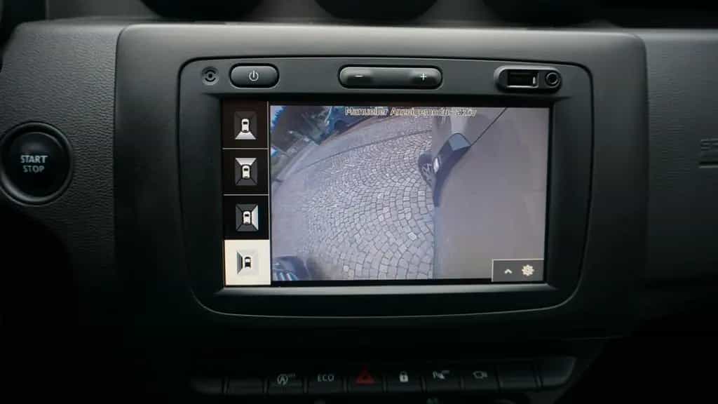 Dacia Duster II Celebration*AHK*360° Kamera*Kessy*SHZ* 12/2020-photo-20