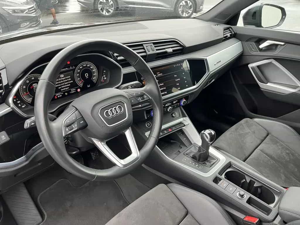 Audi Q3 35 1.5 TFSI S tronic S line 194€ m.20% Anz. N 03/2023-photo-11