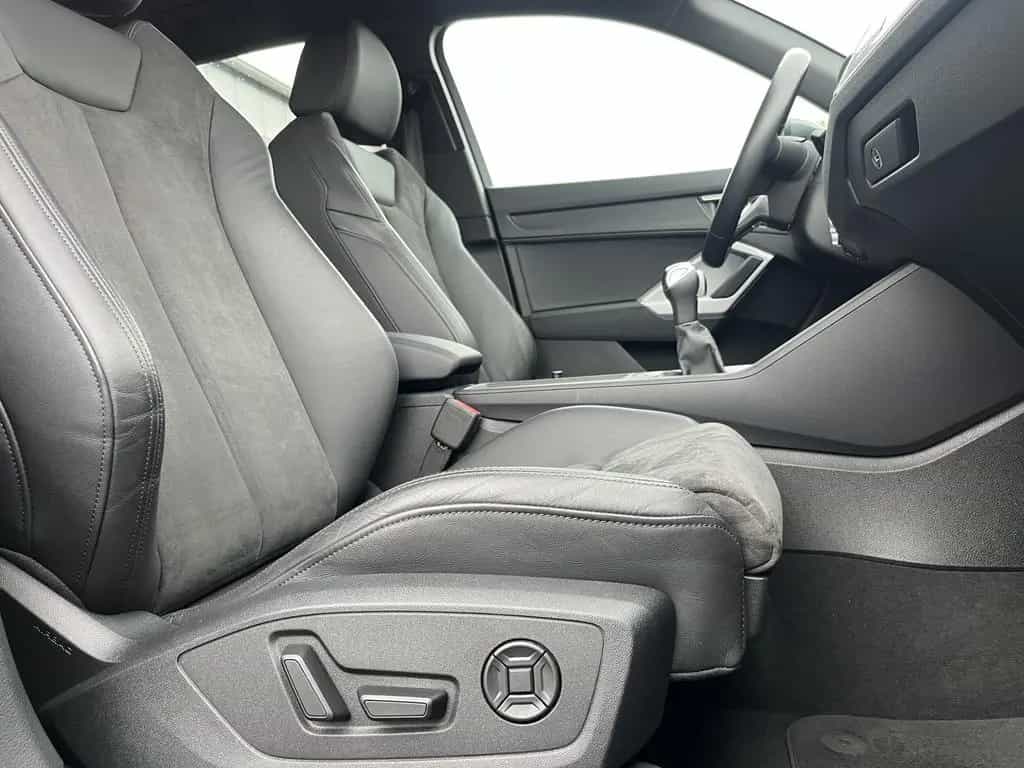 Audi Q3 35 1.5 TFSI S tronic S line 194€ m.20% Anz. N 03/2023-photo-14