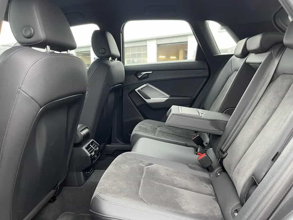 Audi Q3 35 1.5 TFSI S tronic S line 194€ m.20% Anz. N 03/2023-photo-16