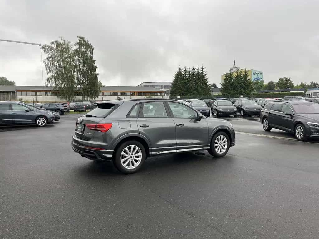 Audi Q3 35 1.5 TFSI S tronic S line 194€ m.20% Anz. N 03/2023-photo-7