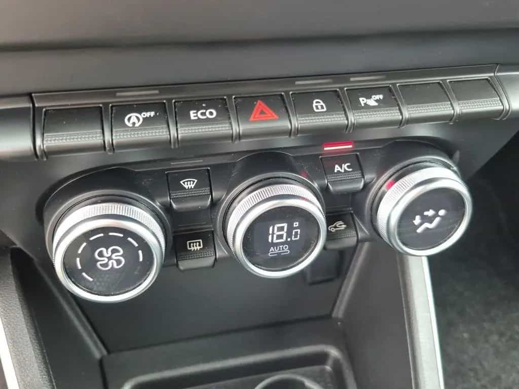Dacia Duster Prestige 1.6 SCe+NAVI+PDC+RFK+SHZ+Metalli 07/2019-photo-20