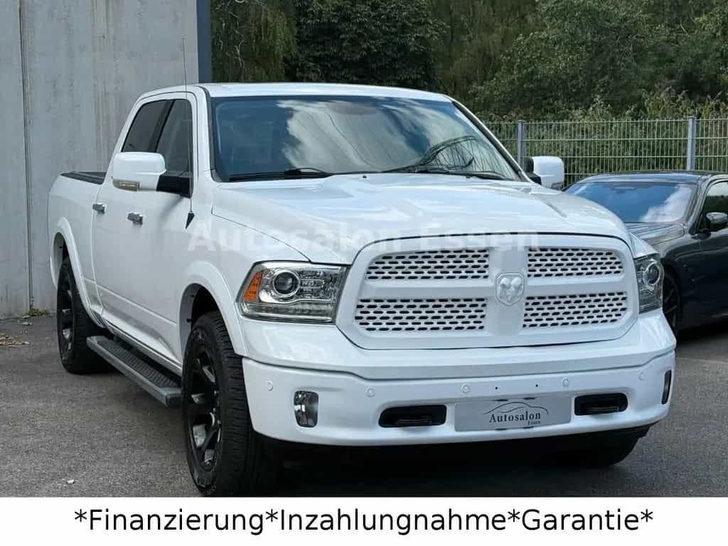 Dodge RAM 1500 5.7 V8 4x4 Laramie*Deutsch*1 Hand*LPG 05/2018-photo-2