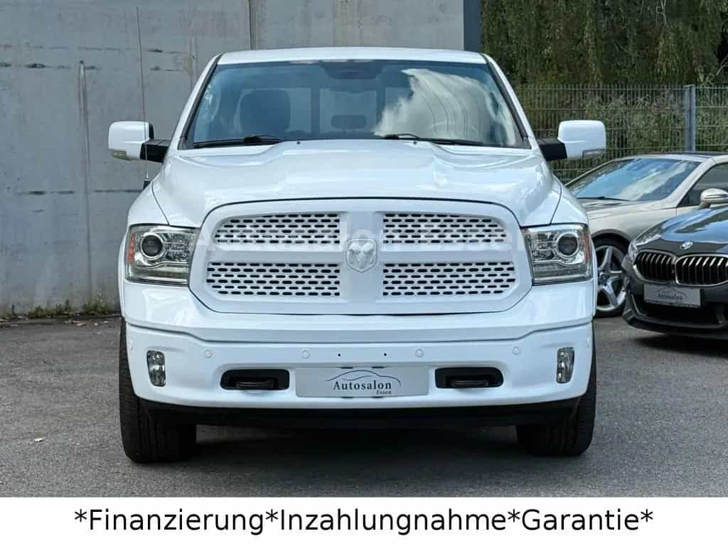 Dodge RAM 1500 5.7 V8 4x4 Laramie*Deutsch*1 Hand*LPG 05/2018-photo-3