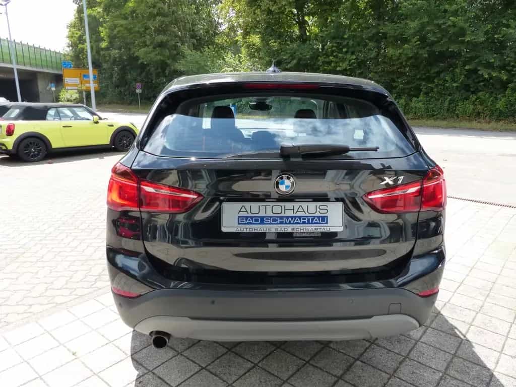 BMW X1 sDrive18i Advantage Aut., Leder, Navi, 18" LM 02/2016-photo-7