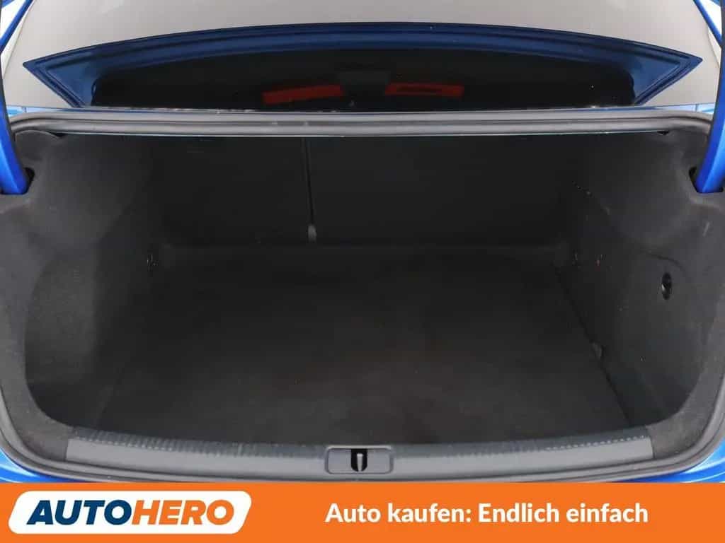 Audi A3 Limousine 35 TFSI Sport Aut.*NAVI*XENON*TEMPO 07/2019-photo-17