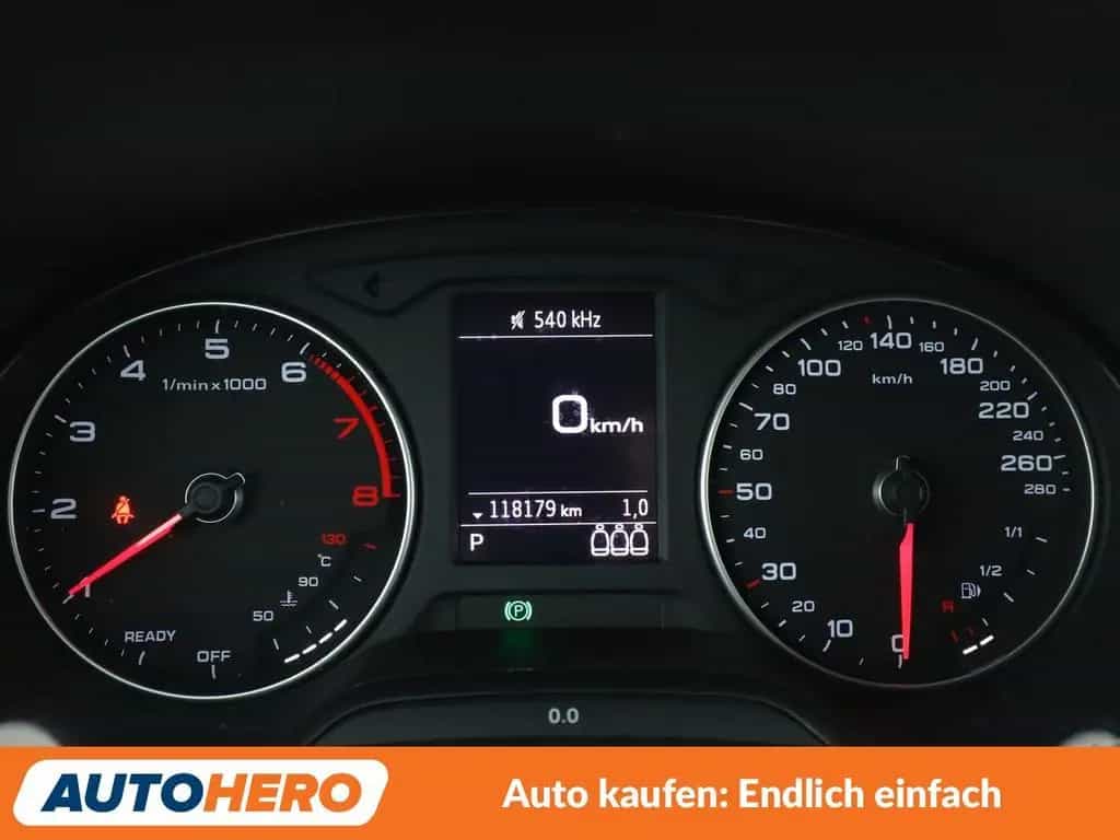 Audi A3 Limousine 35 TFSI Sport Aut.*NAVI*XENON*TEMPO 07/2019-photo-19
