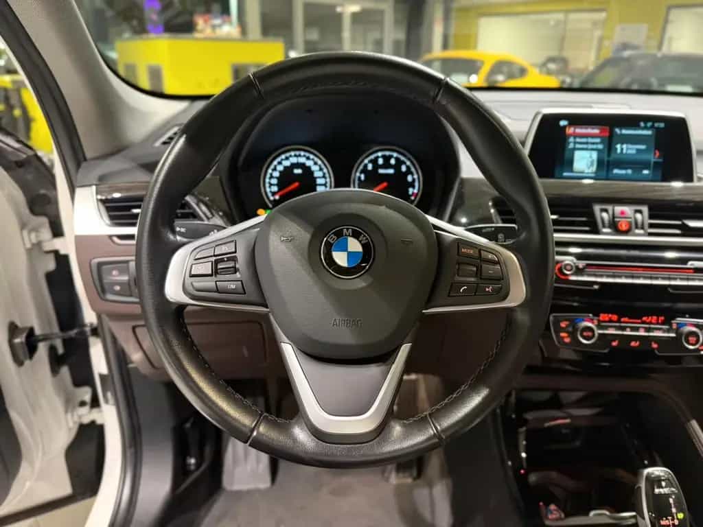 BMW X1 xDrive 20 i Sport Line *RFK*X-Drive*Shadow* 04/2018-photo-14