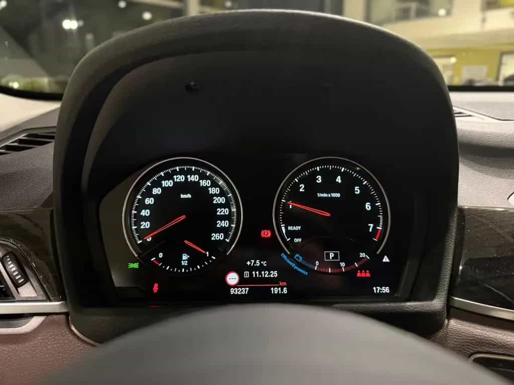BMW X1 xDrive 20 i Sport Line *RFK*X-Drive*Shadow* 04/2018-photo-15