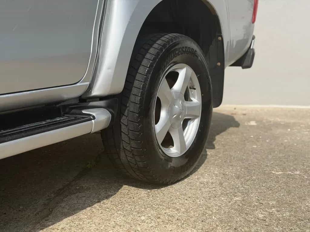 Isuzu D-Max Double Cab 4WD Premium 05/2015-photo-17