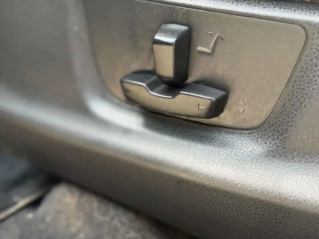 Isuzu D-Max Double Cab 4WD Premium 05/2015-photo-6