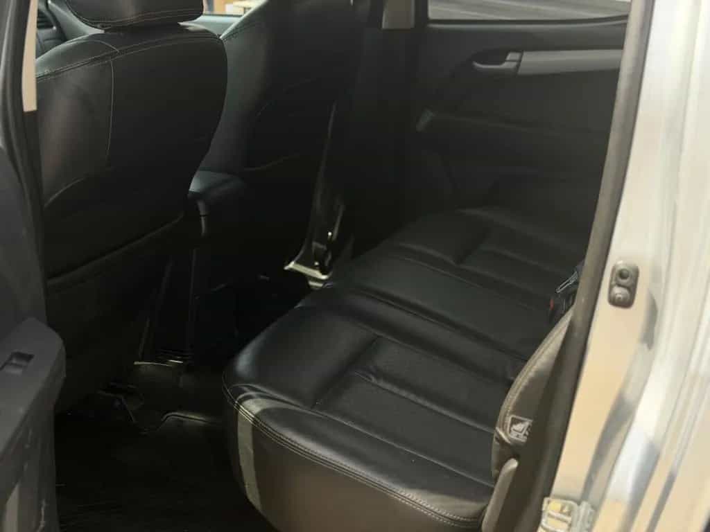 Isuzu D-Max Double Cab 4WD Premium 05/2015-photo-7