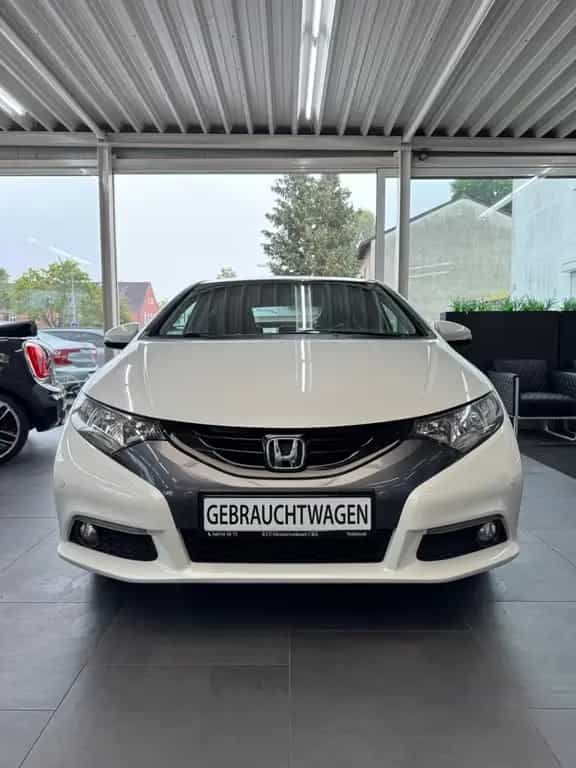 Honda Civic Lim. 5-trg. 1.8 Sport *Klima*PDC*Kamera* 07/2012-photo-2