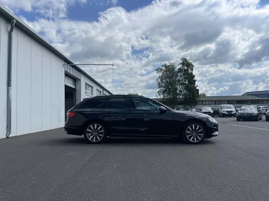 Audi A4 Avant 40 2.0 TFSI quattro advanced 219€ m.20% 07/2023-photo-4