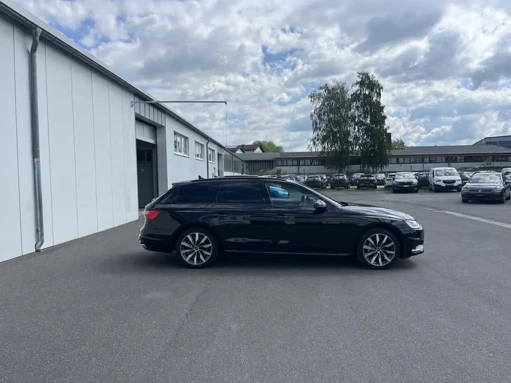 Audi A4 Avant 40 2.0 TFSI quattro advanced 219€ m.20% 07/2023-photo-5
