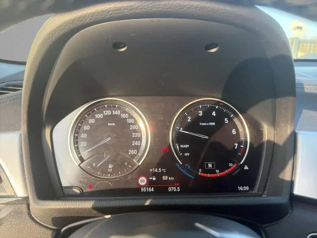 BMW X2 sDrive18i Advantage LED Navi Temp Klimaauto 10/2019-photo-14