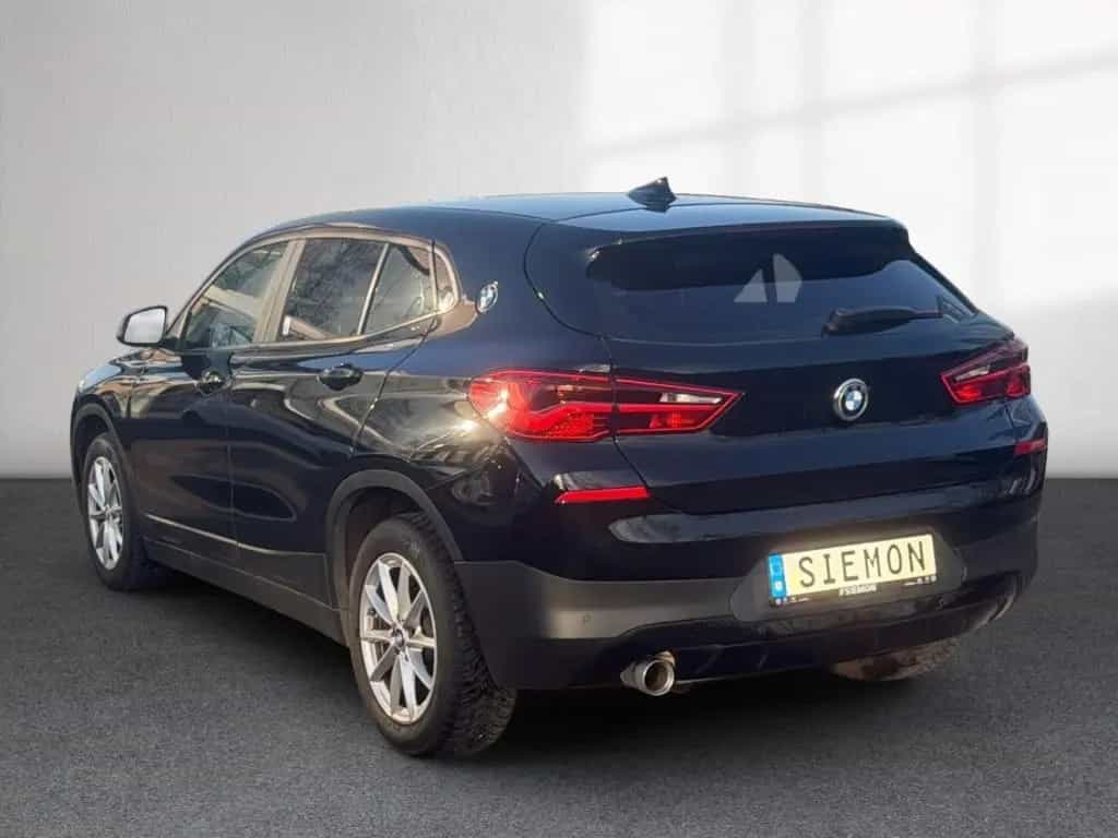 BMW X2 sDrive18i Advantage LED Navi Temp Klimaauto 10/2019-photo-2