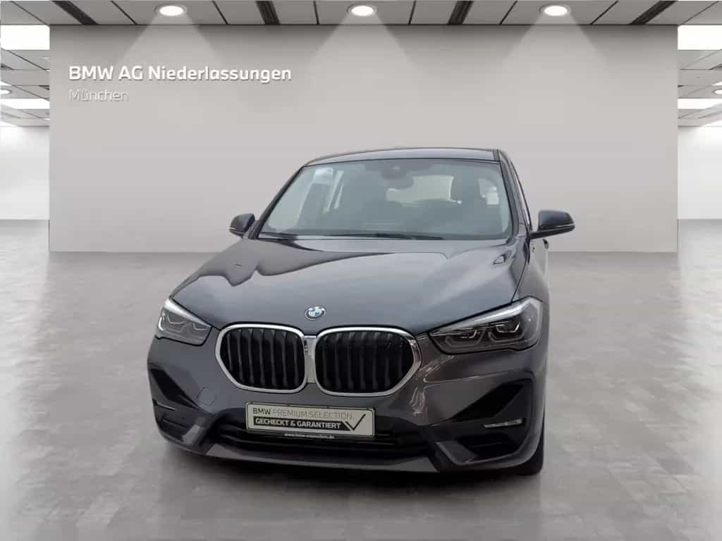 BMW X1 xDrive20i Navi Head-Up Kamera Driv.Assist 06/2022-photo-2