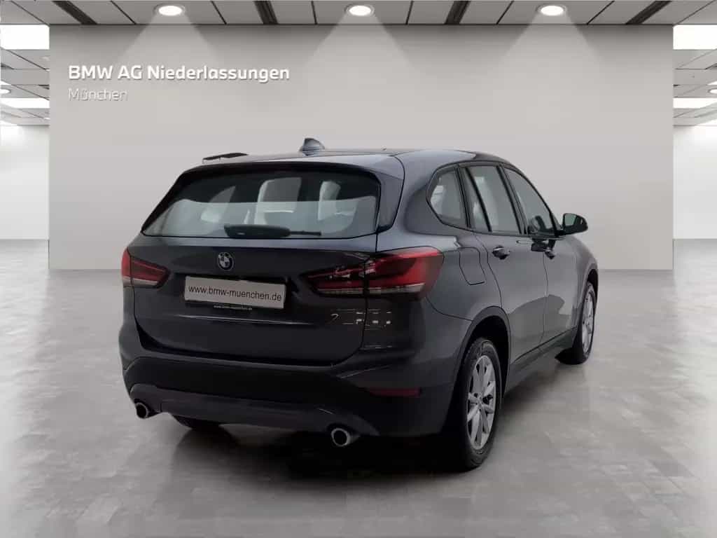 BMW X1 xDrive20i Navi Head-Up Kamera Driv.Assist 06/2022-photo-3
