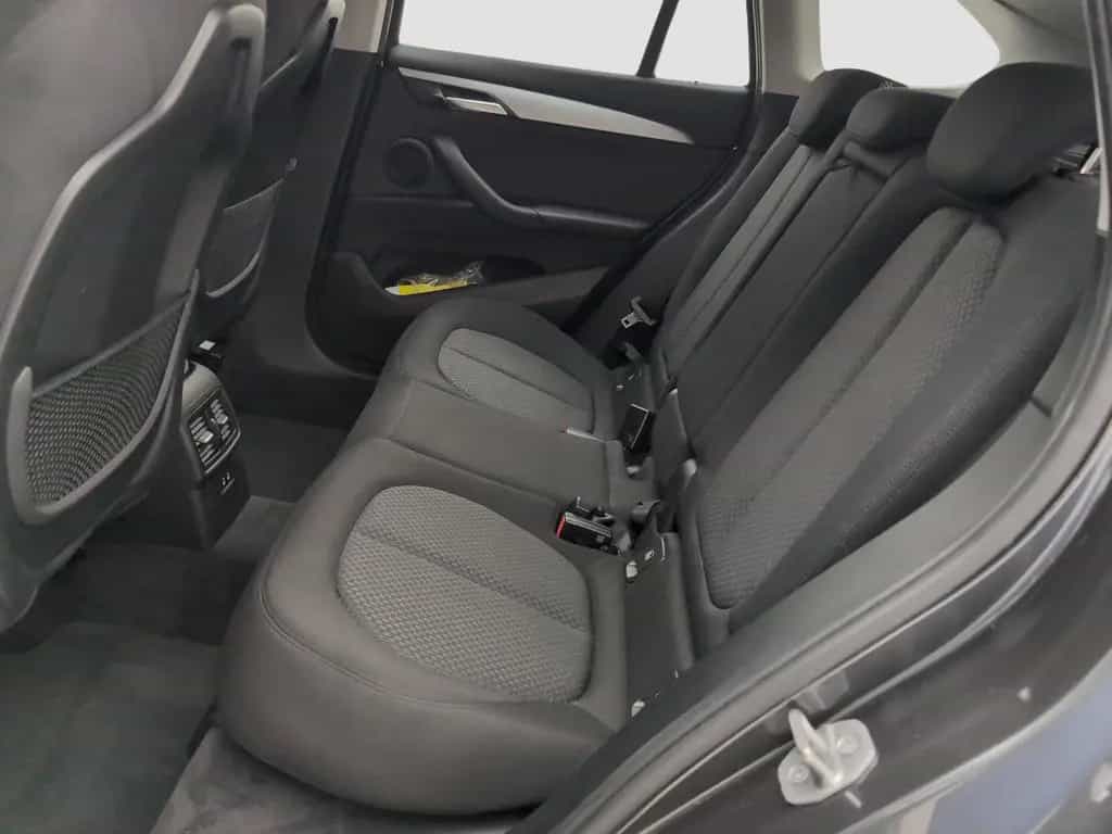 BMW X1 xDrive20i Navi Head-Up Kamera Driv.Assist 06/2022-photo-7