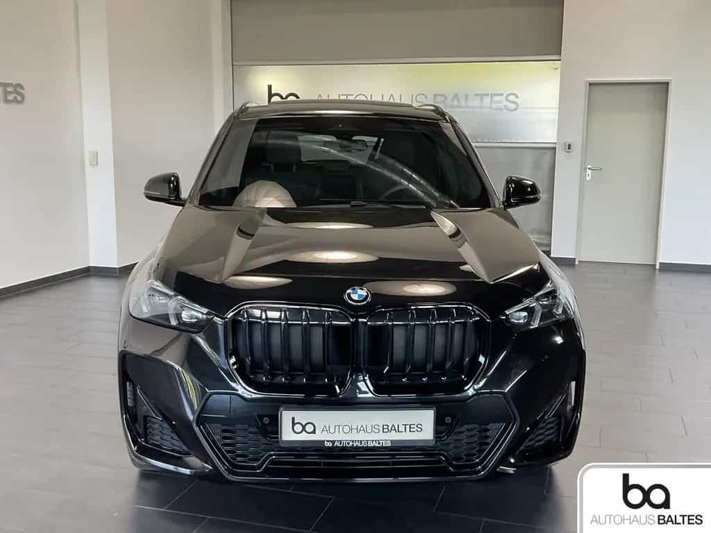 BMW X1 sDrive 20i M Sport 19"/Pano/Park/DrivPlus/AHK 01/2025-photo-1