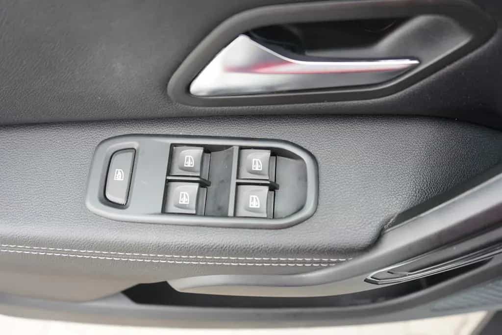 Dacia Duster II 1.3 TCE Prestige Navi Kamera Tempomat 12/2020-photo-30