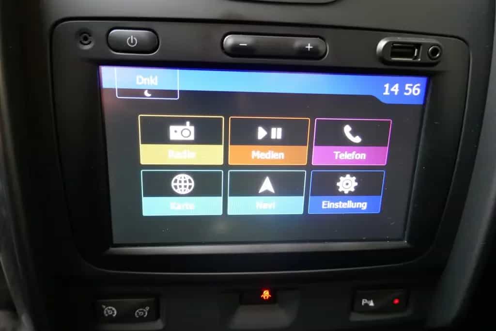 Dacia Duster I Prestige 4x2 Navi*KAMERA*LEDER*PDC*AHK* 12/2017-photo-22