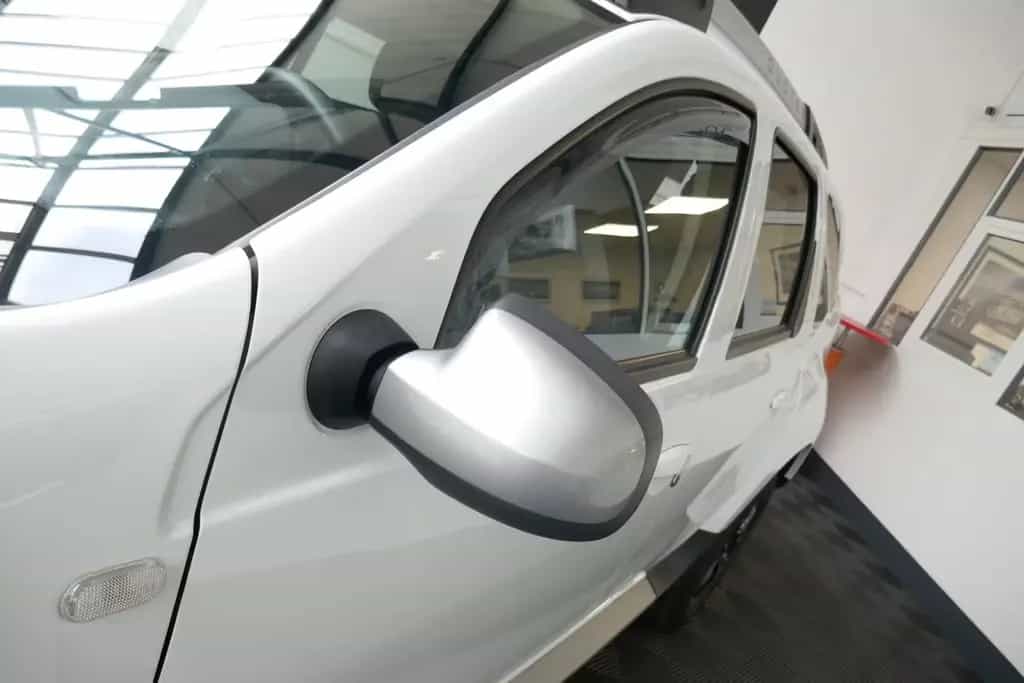 Dacia Duster I Prestige 4x2 Navi*KAMERA*LEDER*PDC*AHK* 12/2017-photo-38