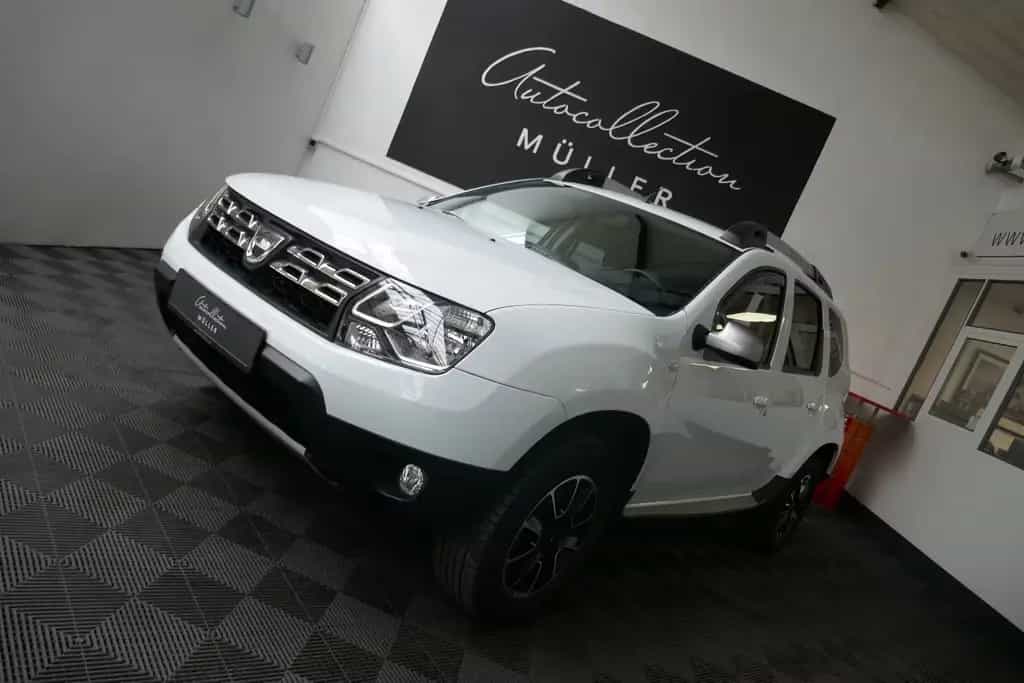 Dacia Duster I Prestige 4x2 Navi*KAMERA*LEDER*PDC*AHK* 12/2017-photo-39