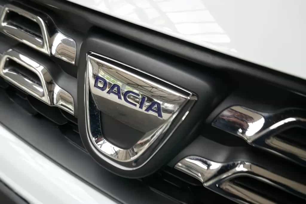 Dacia Duster I Prestige 4x2 Navi*KAMERA*LEDER*PDC*AHK* 12/2017-photo-40