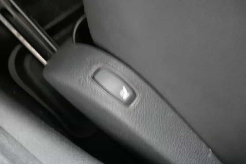 Dacia Duster I Prestige 4x2 Navi*KAMERA*LEDER*PDC*AHK* 12/2017-photo-43